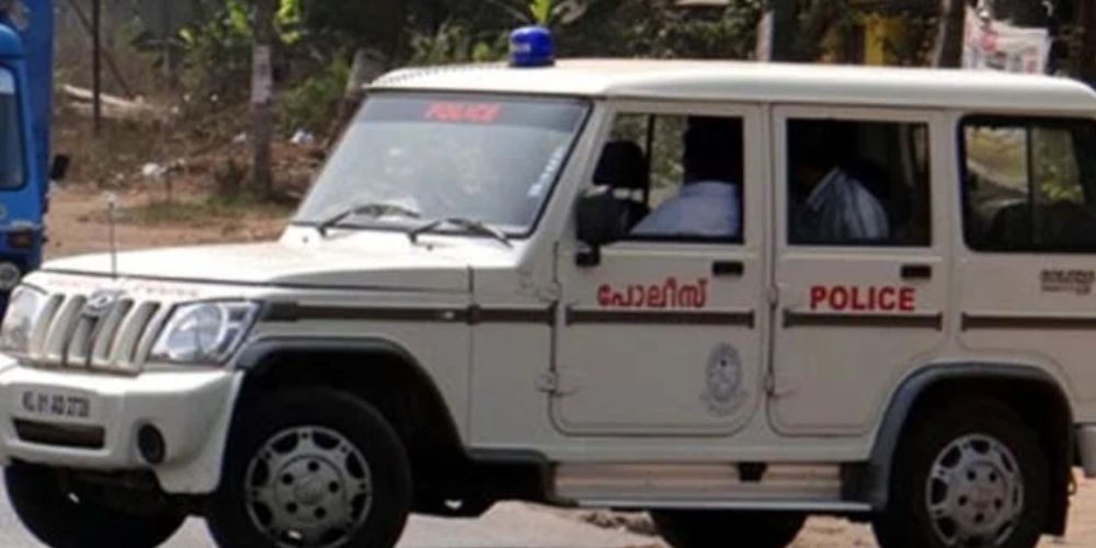കൊച്ചിയില് മദ്യലഹരിയില് മധ്യവയസ്കനെ കുത്തിക്കൊന്നു; പ്രതി കസ്റ്റഡിയിൽ കൊച്ചിയില് മദ്യലഹരിയില് മധ്യവയസ്കനെ കുത്തിക്കൊന്നു; പ്രതി കസ്റ്റഡിയിൽ